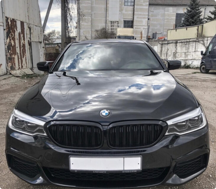 Оклейка авто пленкой
